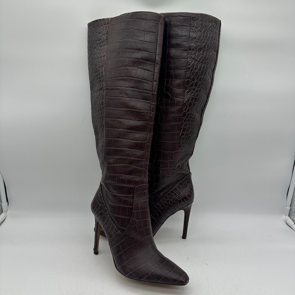 Vince Camuto VC-FENDELS Womens 10M Red Violet Knee High Croco Embossed Boots